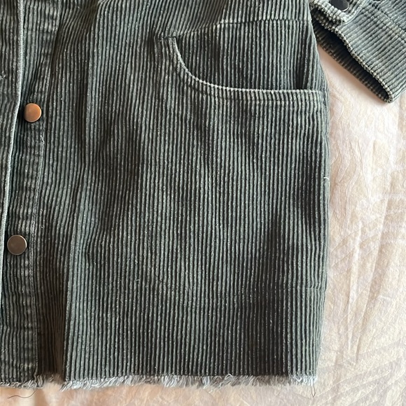 Green corduroy shacket - Picture 3 of 5